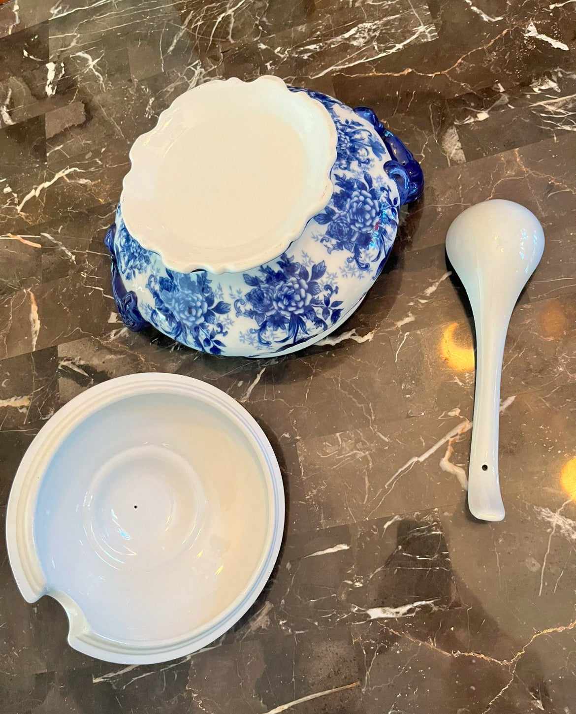 Vintage Cracker Barrel Chinoiserie Soup Tureen with Lid & Ladle