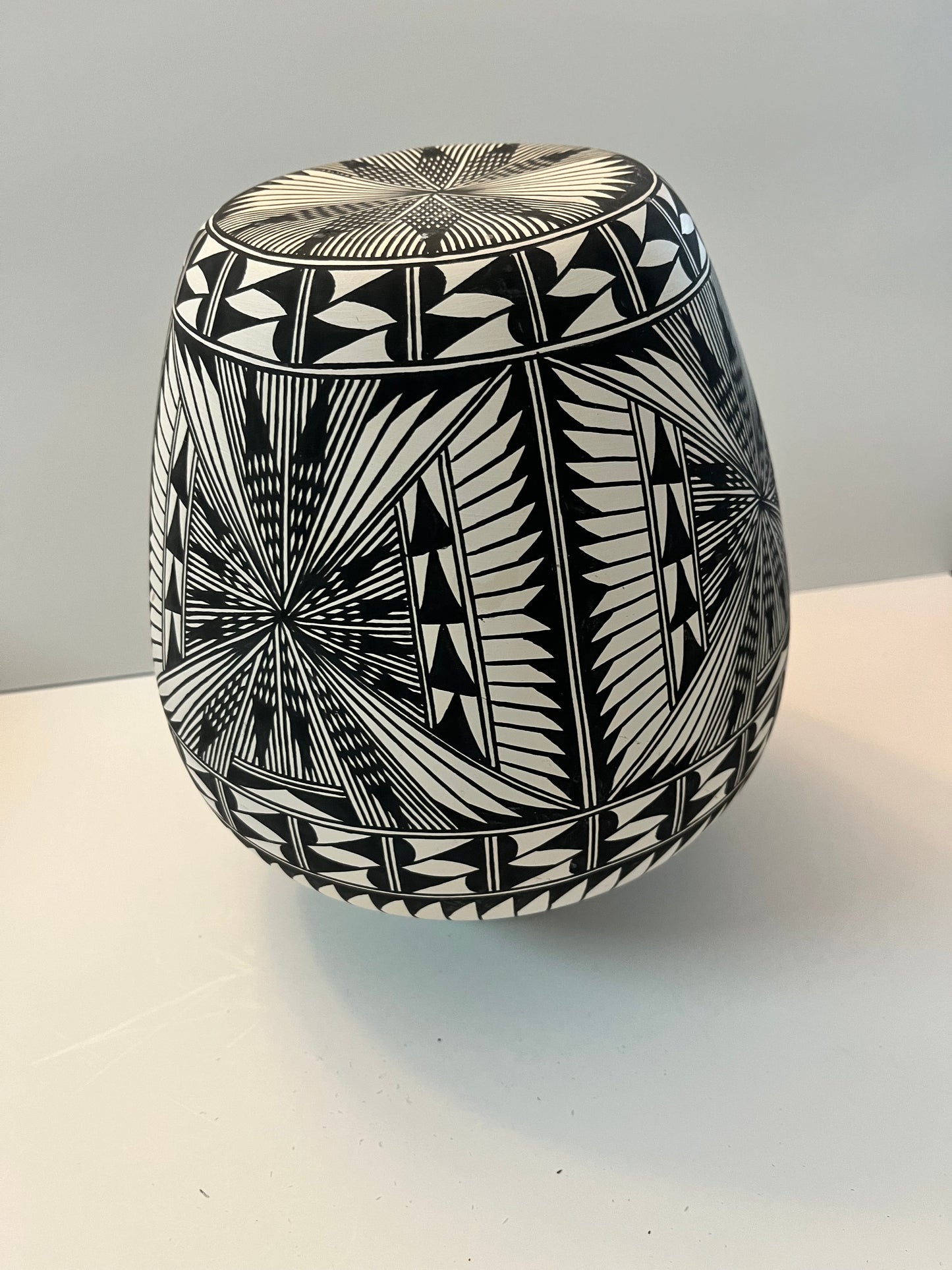 Acoma Pueblo Pottery Vase with Intricate Geometric Patterns - Finest Antique