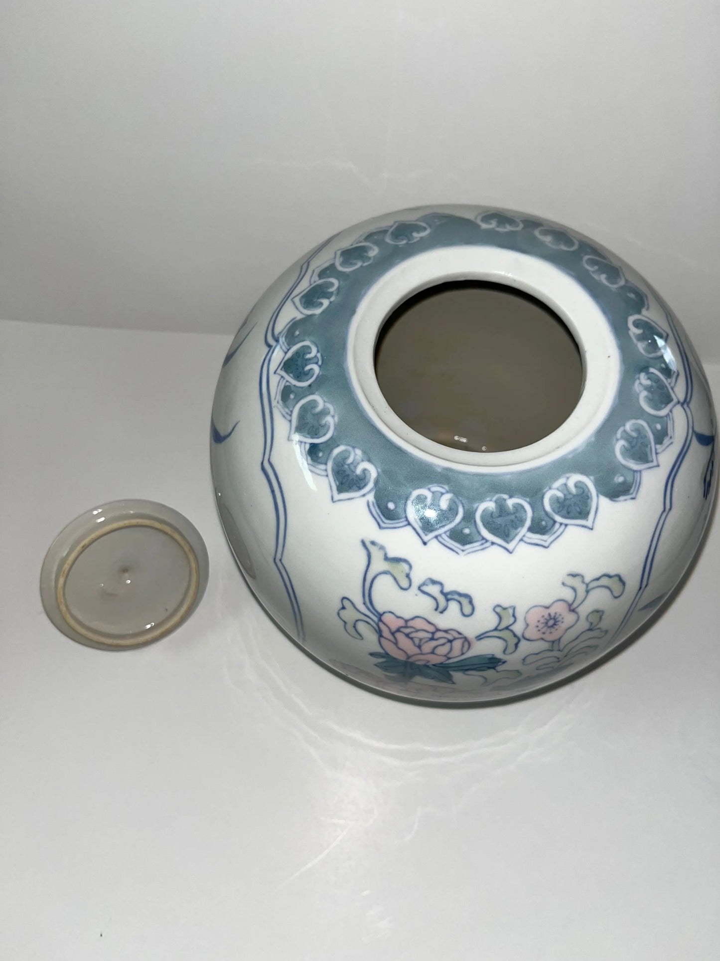 Chinese Large Ginger Jar with Peony and Bird Motif - Finest Antique