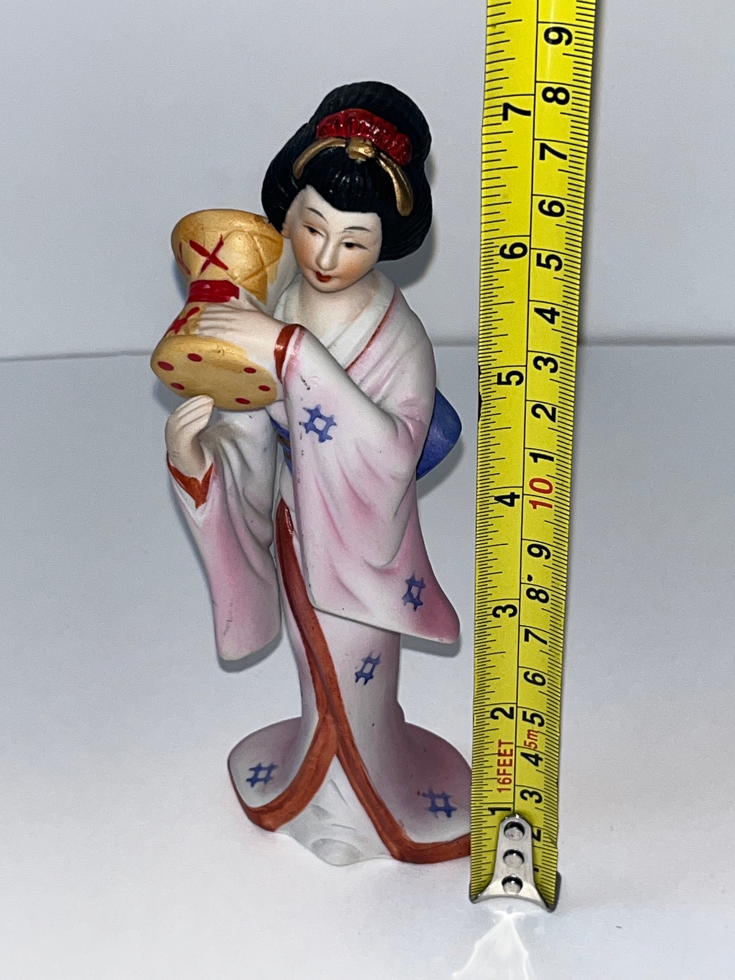 "Beauties of the Red Mansion" Plate, Elegant Lady Figurine, and Vintage Floral Ginger Jar