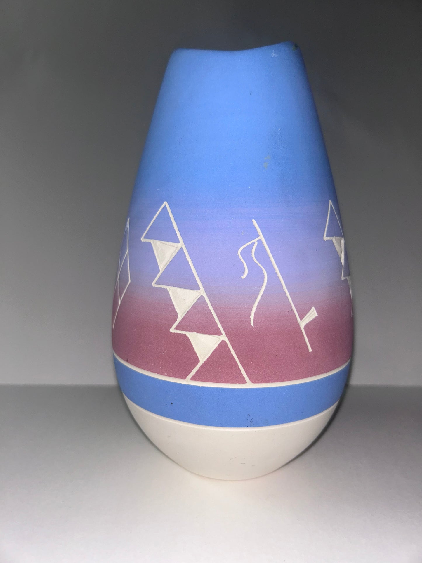 Vintage Signed Thunder Sioux Native American Pottery Vase