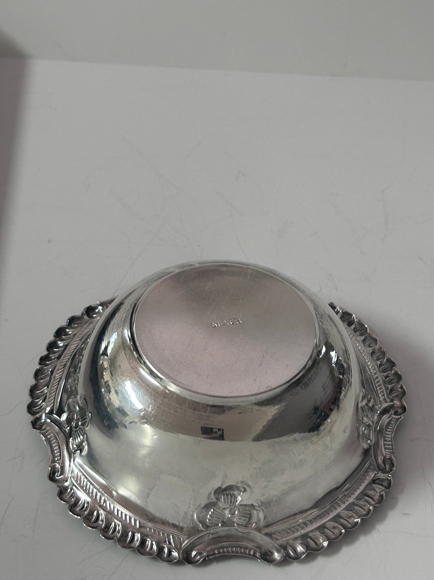 Ornate Crafted From Sterling Silver Small Bowl, (40g)