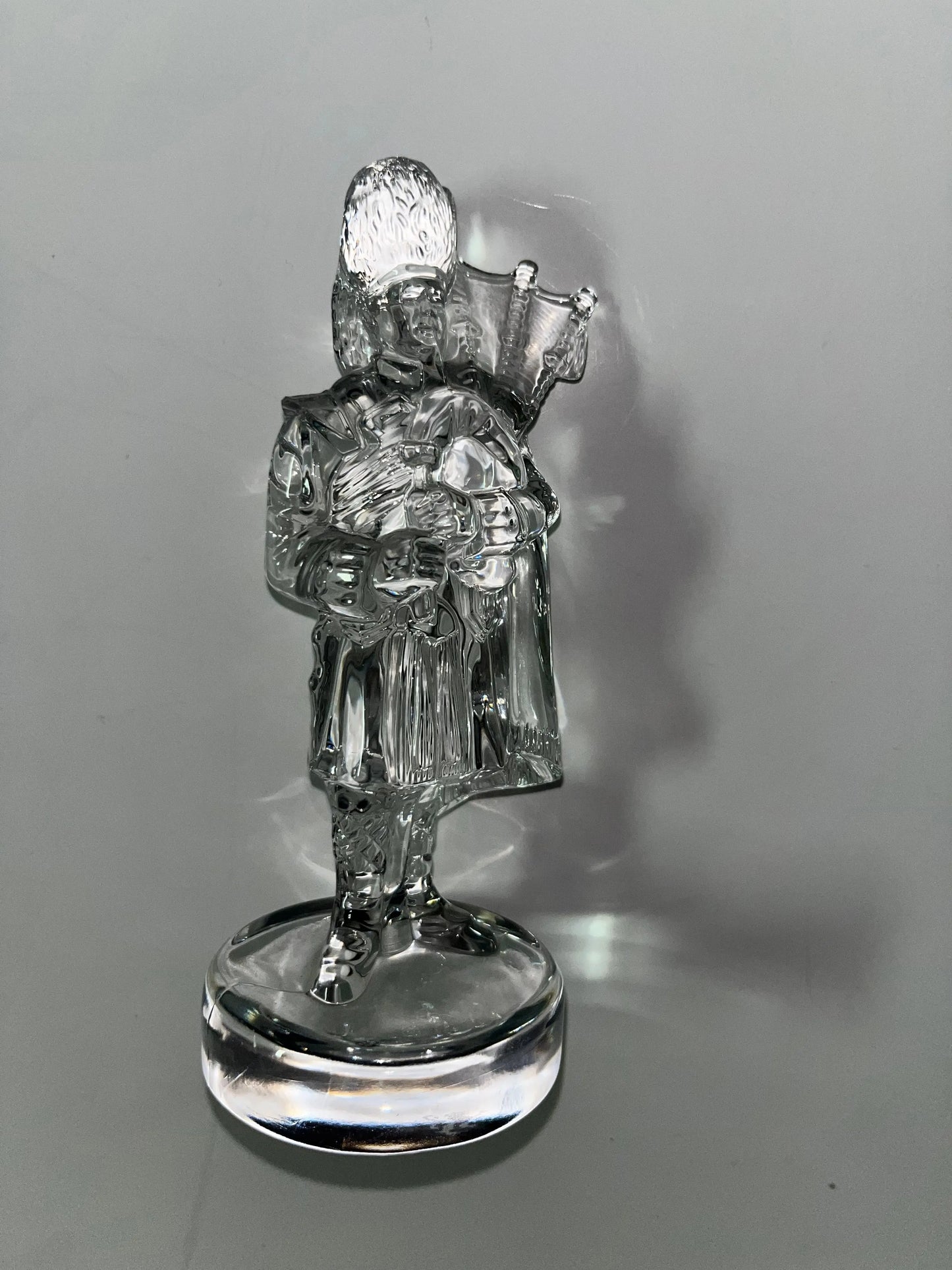 Regal Edinburgh Crystal Scottish Bagpiper Figurine - Finest Antique