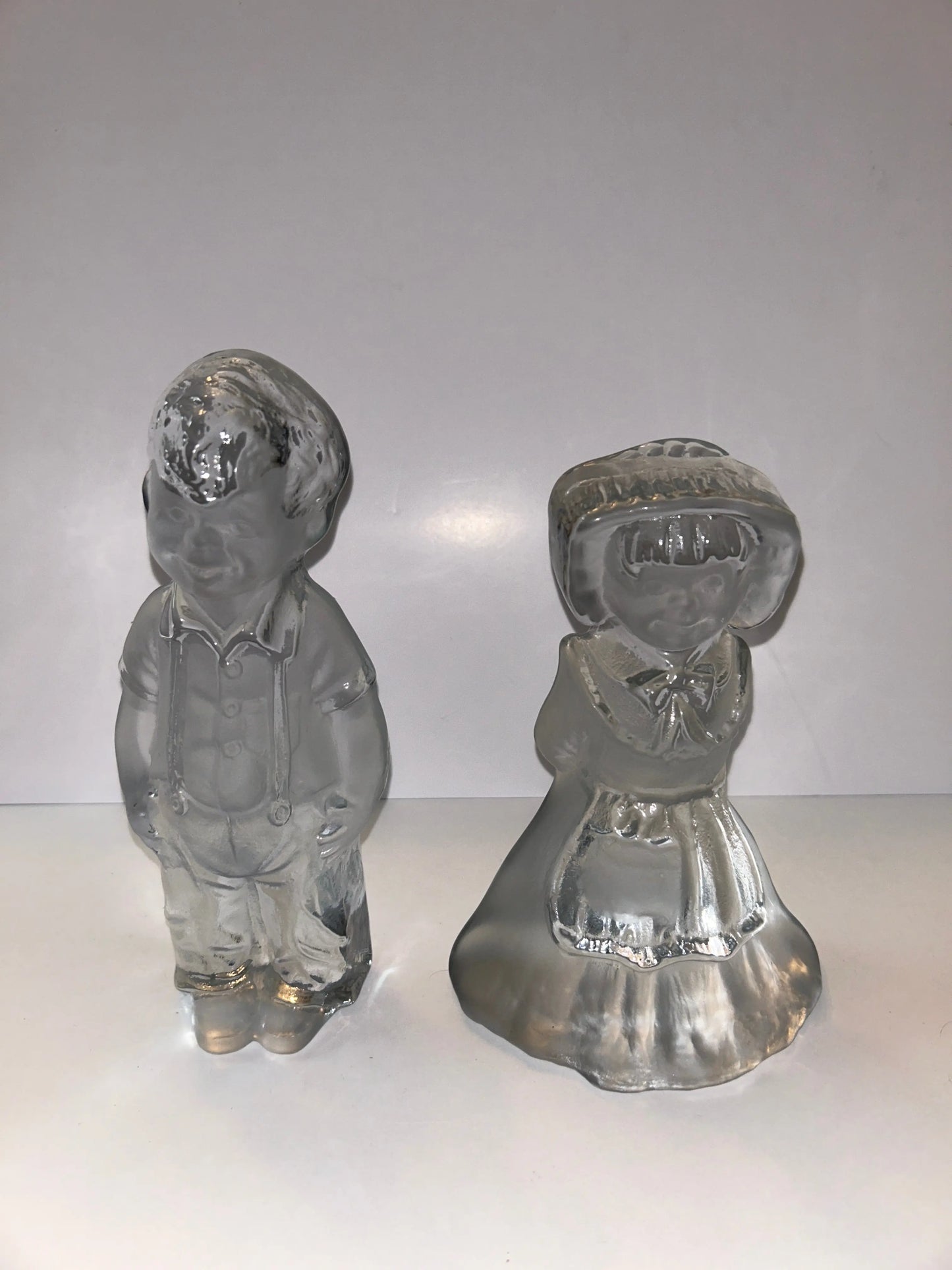 Vintage Glass Colonial Couple Figurines - Finest Antique