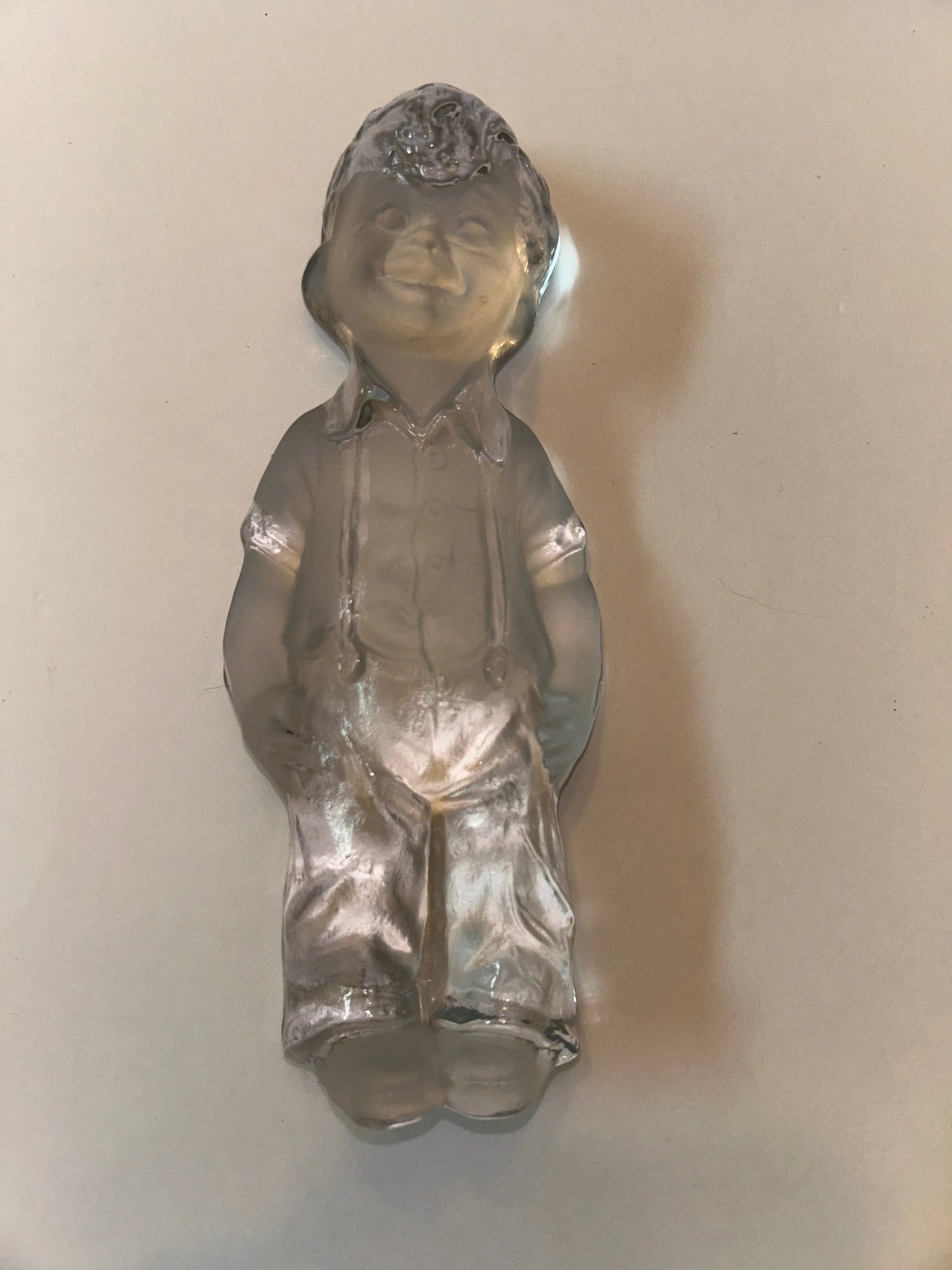 Vintage Glass Colonial Couple Figurines - Finest Antique
