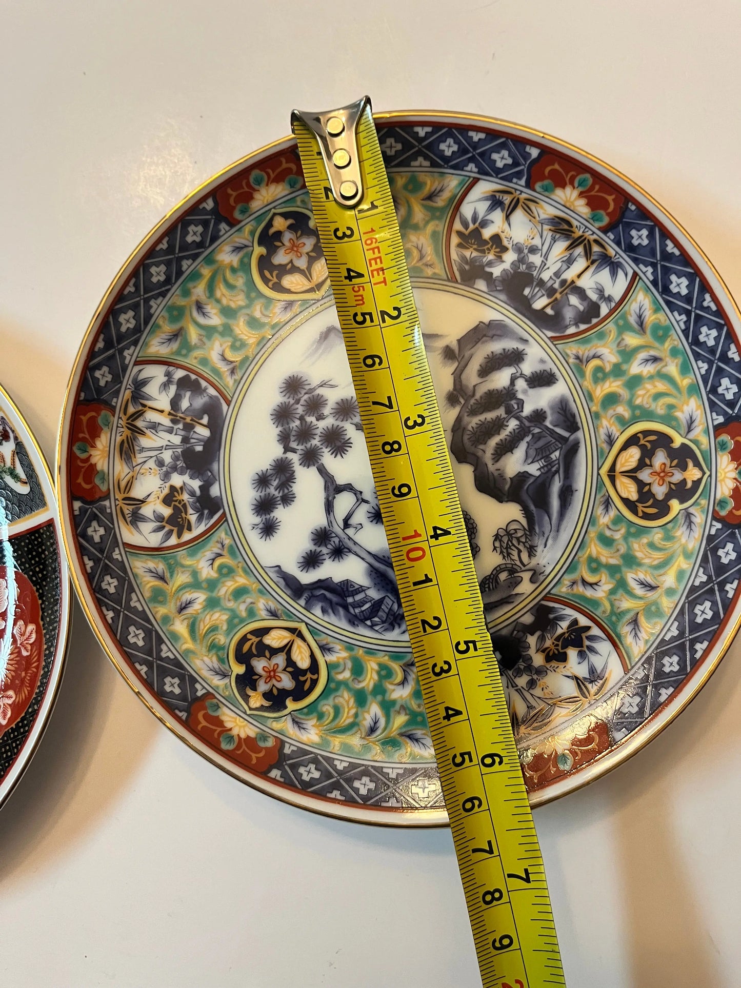 Vintage Japanese Imari-Inspired Porcelain Plates - Finest Antique