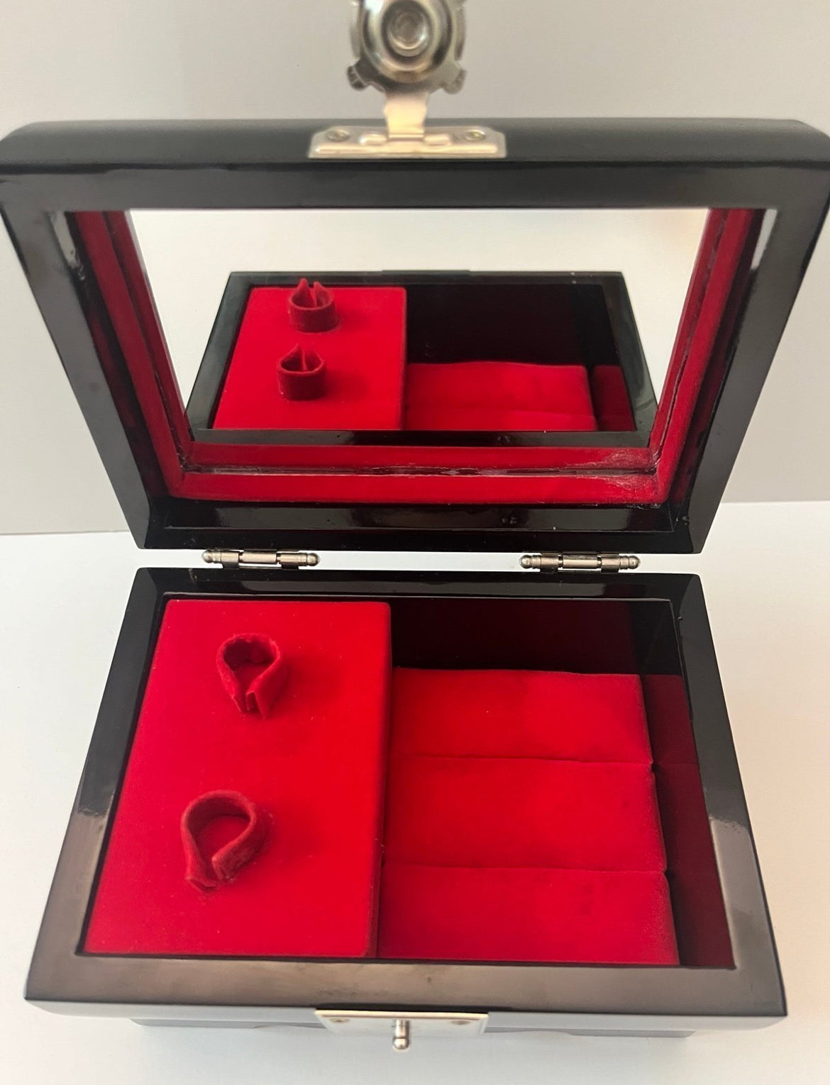 Vintage Japanese Lacquered Mother-of-Pearl Inlay Musical Jewelry Box and Vases - Finest Antique