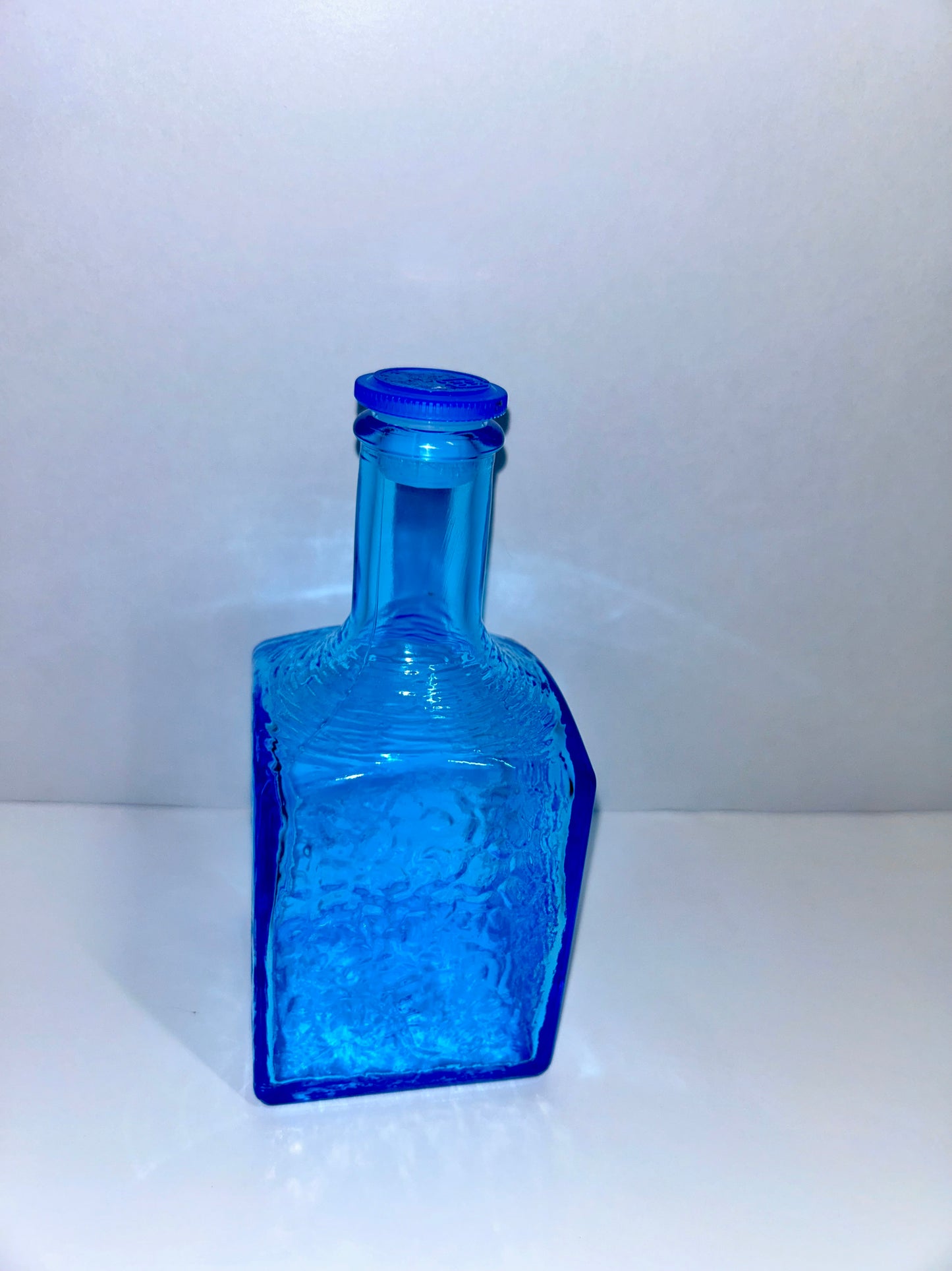 Vintage Kanawha Turquoise Blue Small (3”to 6”)Art Glass 5-Piece Mint Lot - Signed Decanter, Bluebird &
Glassware