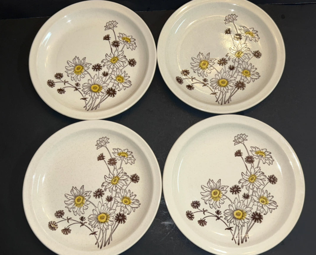 Roycroft Stoneware Daisies Flowers Dinner Plates (Set of 4)
