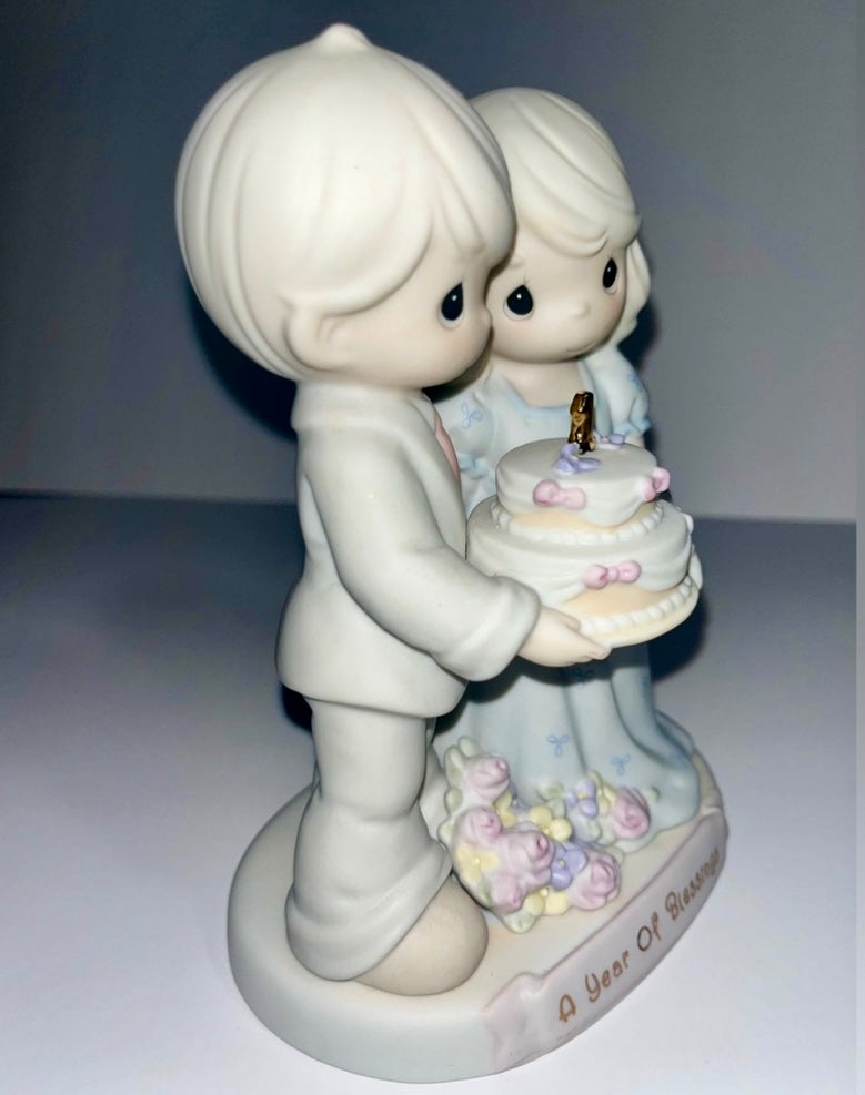 Precious Moments "A Year Of Blessings" 1st Anniversary Figurine (1995 Ship Mark) - Item #163783