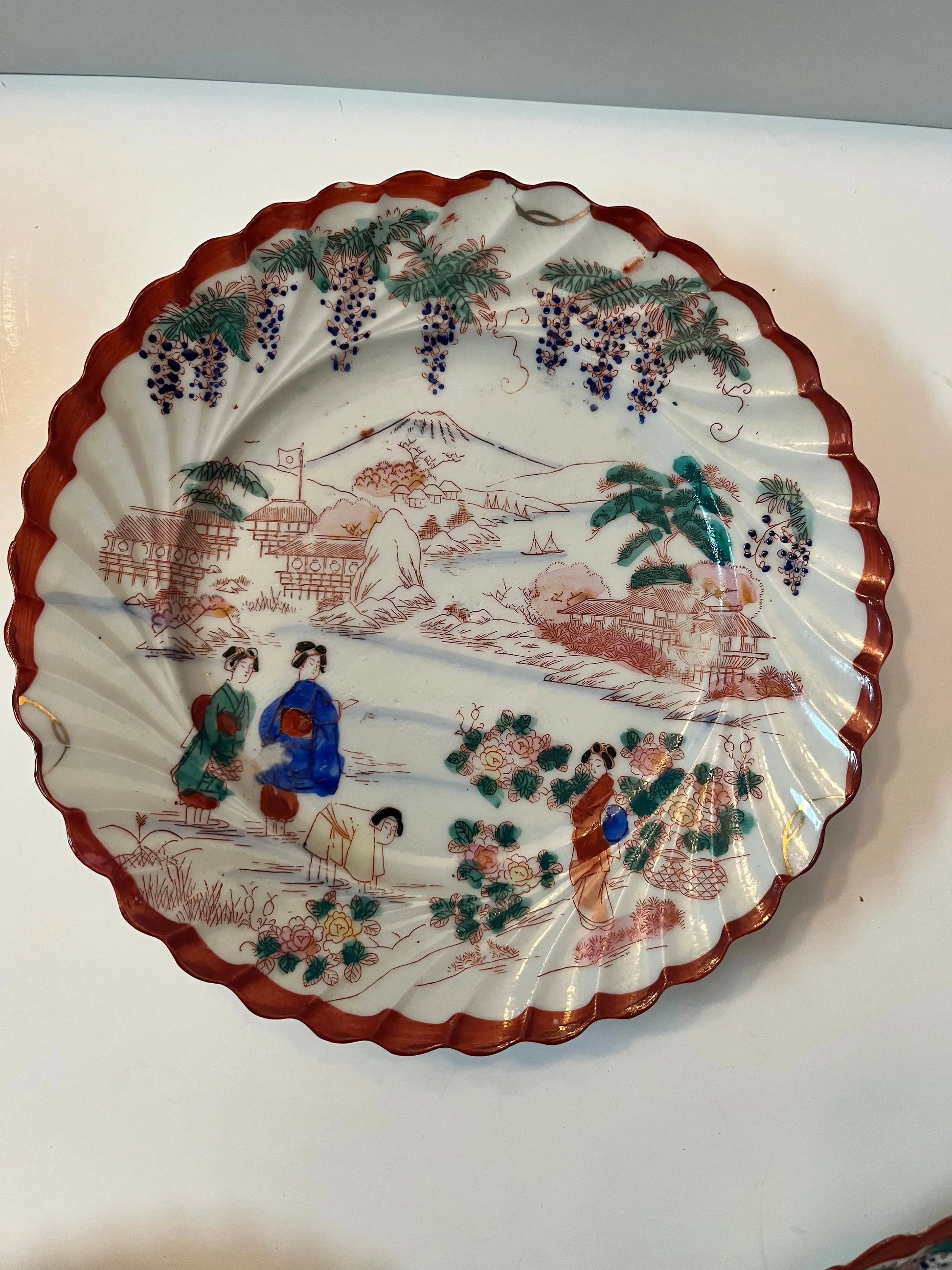 Japanese Geisha Kutani Hand Painted Women Garden Plates 