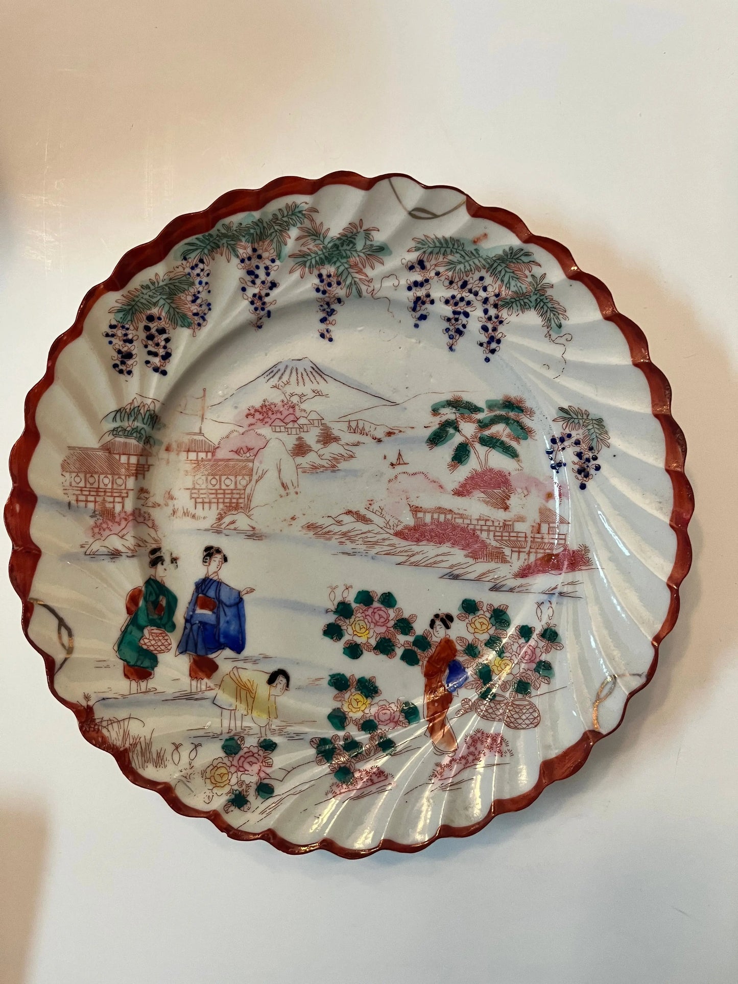 Japanese Geisha Kutani Hand Painted Women Garden Plates 