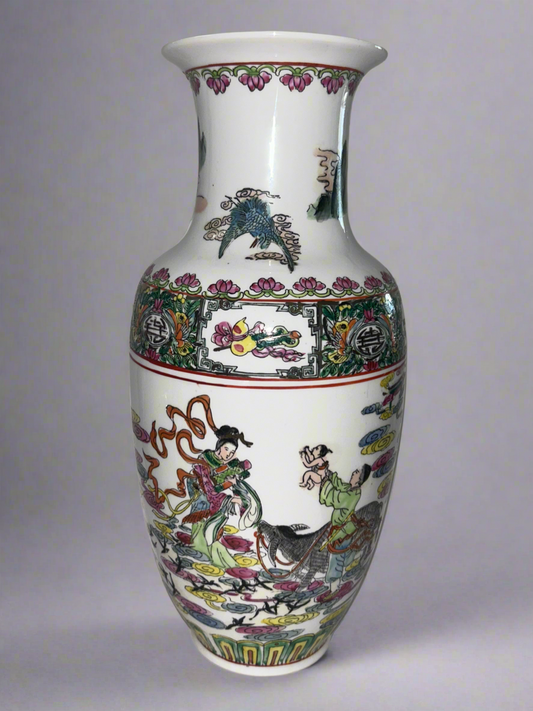 Mid Century Hand-Painted White Chinese/Macau Signed Porcelain Famille Rose Style Vase - Figurative
