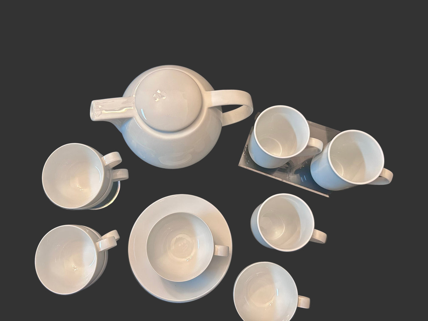 Studio Nova Tivoli White Y0104 16 Pc Tea/ Coffee Set | Teapot, 6 Cups/Saucers, 3 Mugs