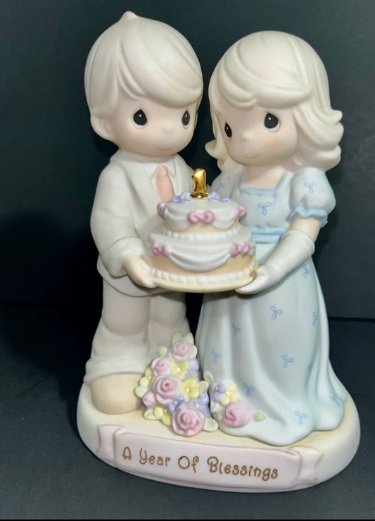 Precious Moments "A Year Of Blessings" 1st Anniversary Figurine (1995 Ship Mark) - Item #163783