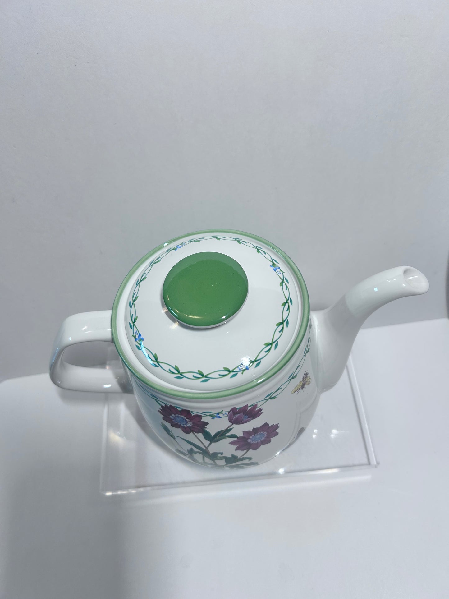 Studio Nova Garden Bloom
Y2372 6 Pc Set Teapot Bowls Floral Ceramic Unused