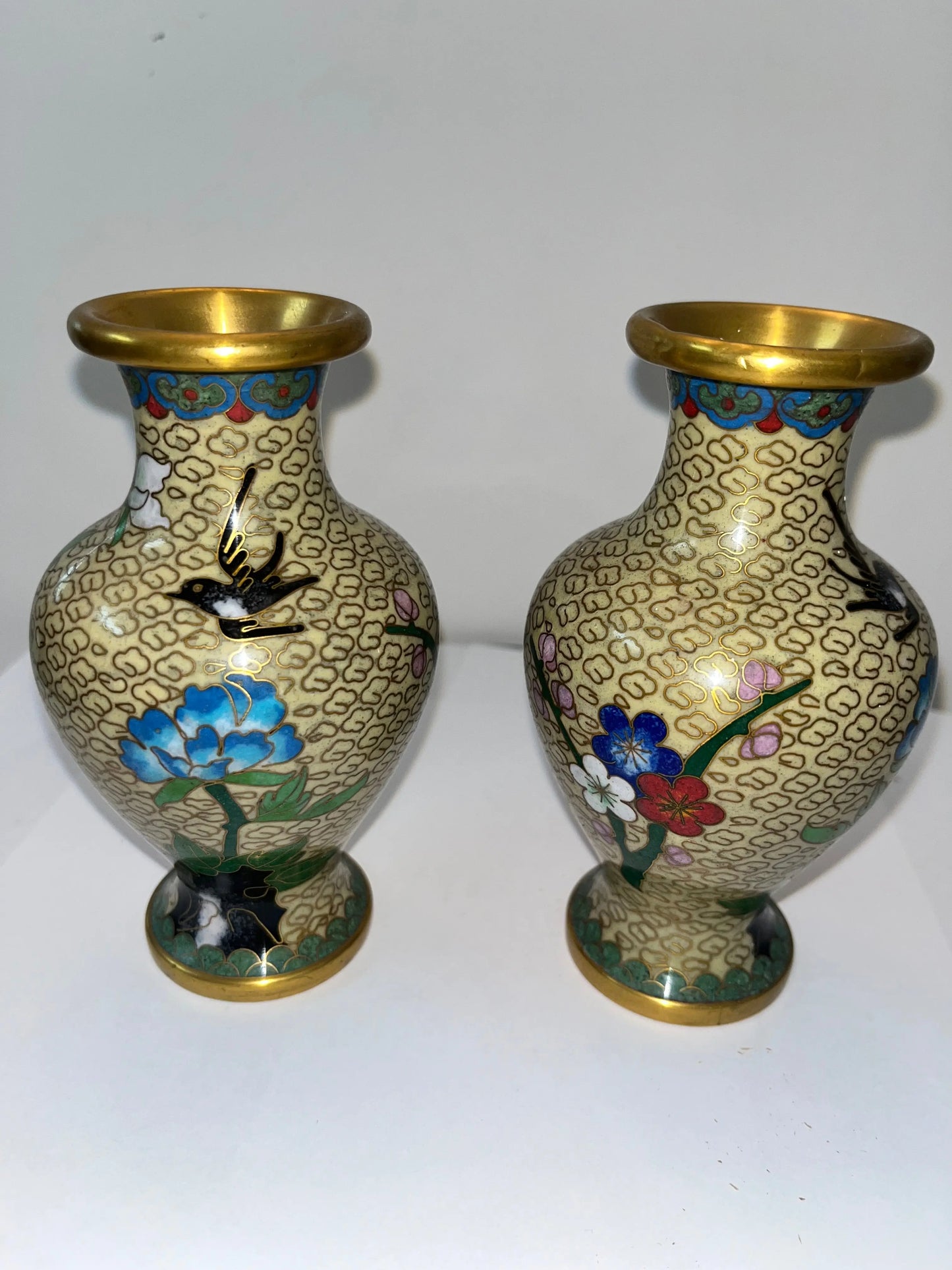 Vintage Chinese Cloisonné Vase 4 Set 