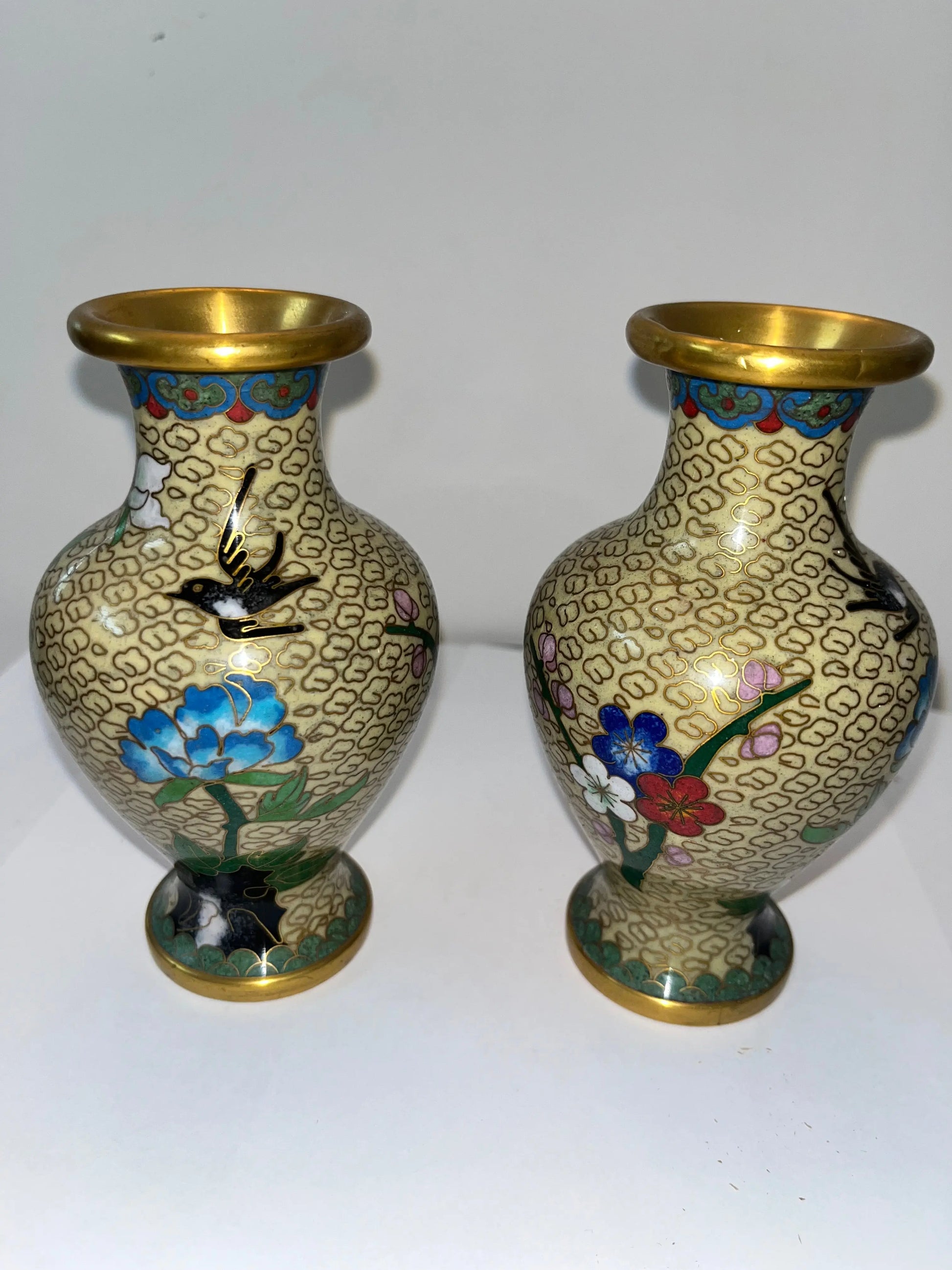 Vintage Chinese Cloisonné Vase 4 Set 