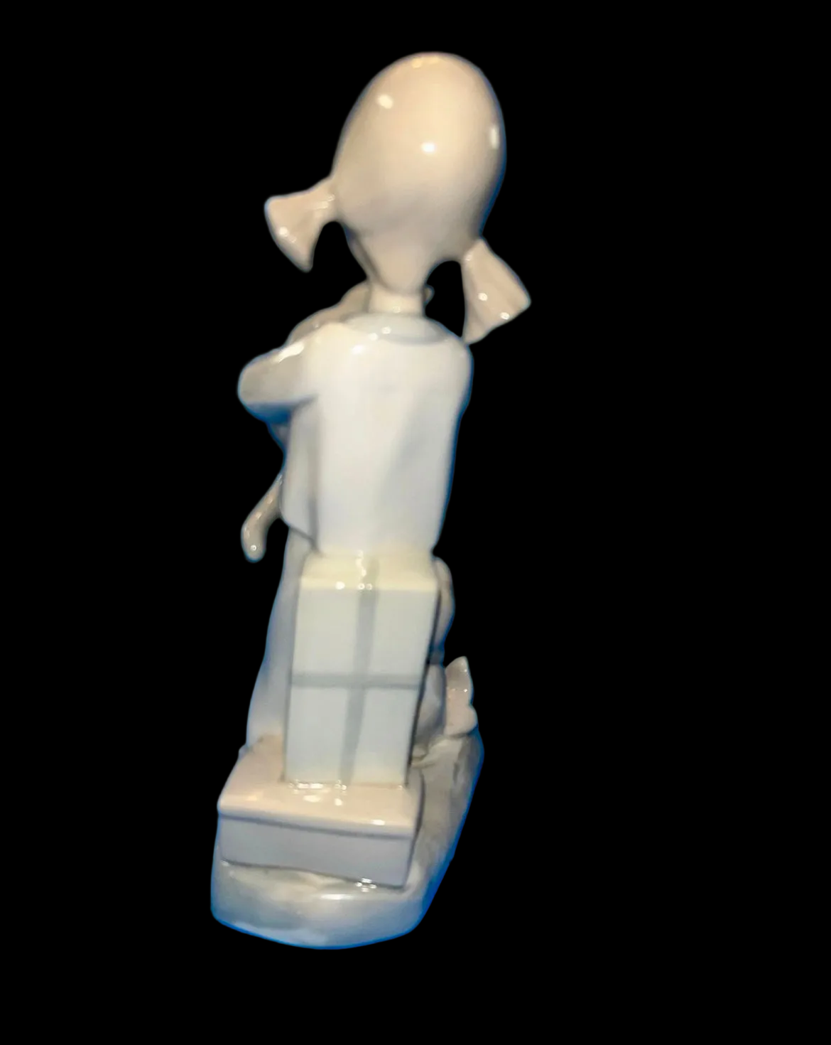 Authentic Lladro "Little Friskies" Girl with Cat & Dog Figurine (#5032)