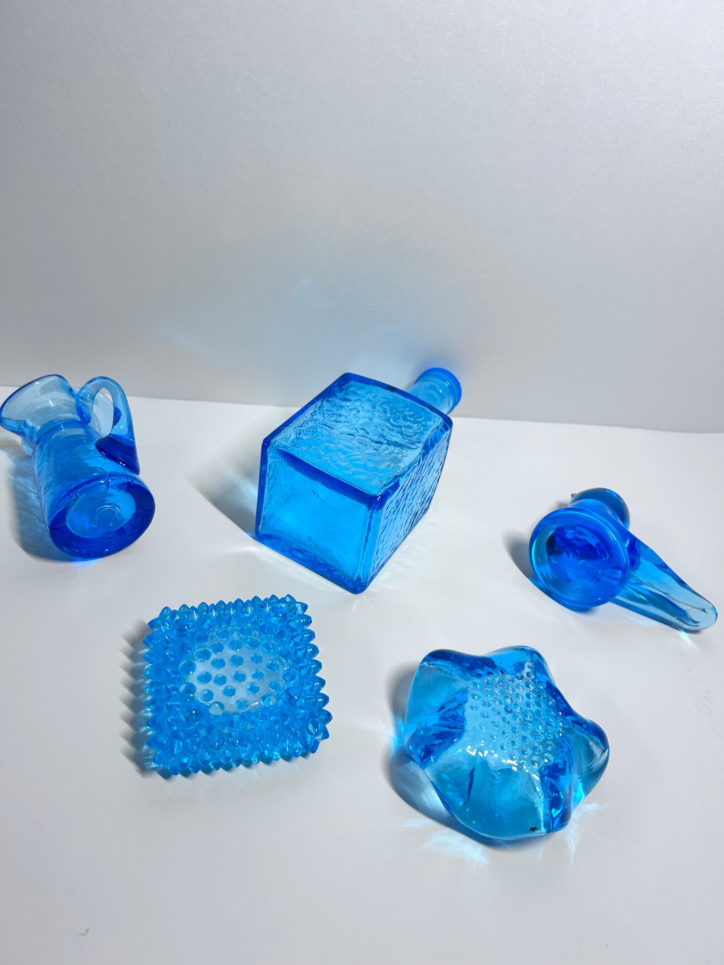Vintage Kanawha Turquoise Blue Small (3”to 6”)Art Glass 5-Piece Mint Lot - Signed Decanter, Bluebird &
Glassware