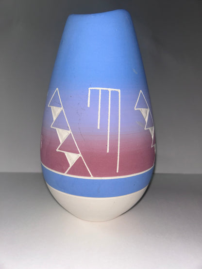 Vintage Signed Thunder Sioux Native American Pottery Vase