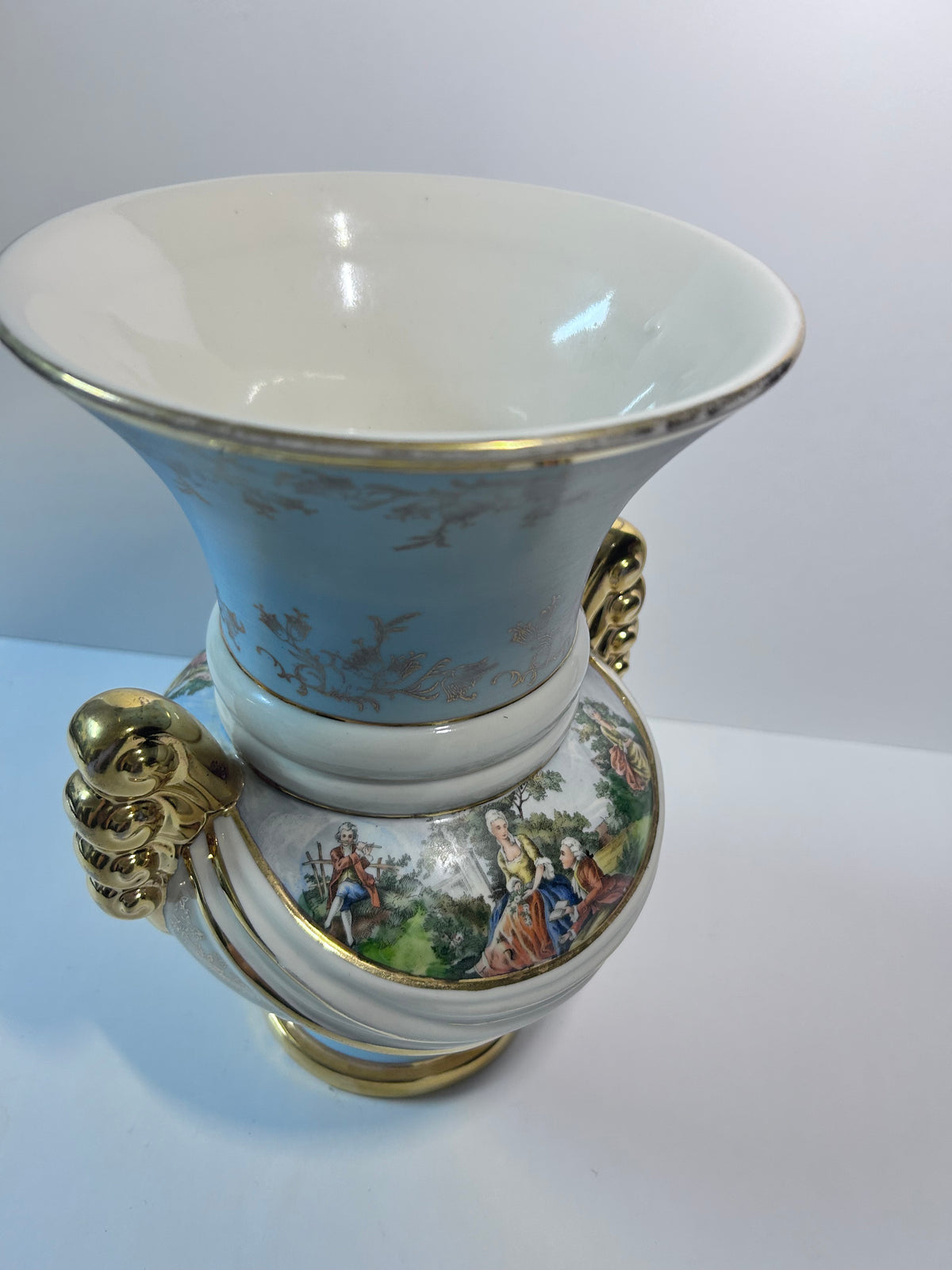 Vintage Abingdon Pottery USA Gold & Powder Blue Urn Vase - Fragonard Courting Couple
(#563)