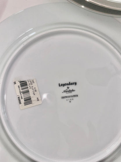 Set of 5 Legendary by Noritake "Crestwood Platinum" Dinner Plates