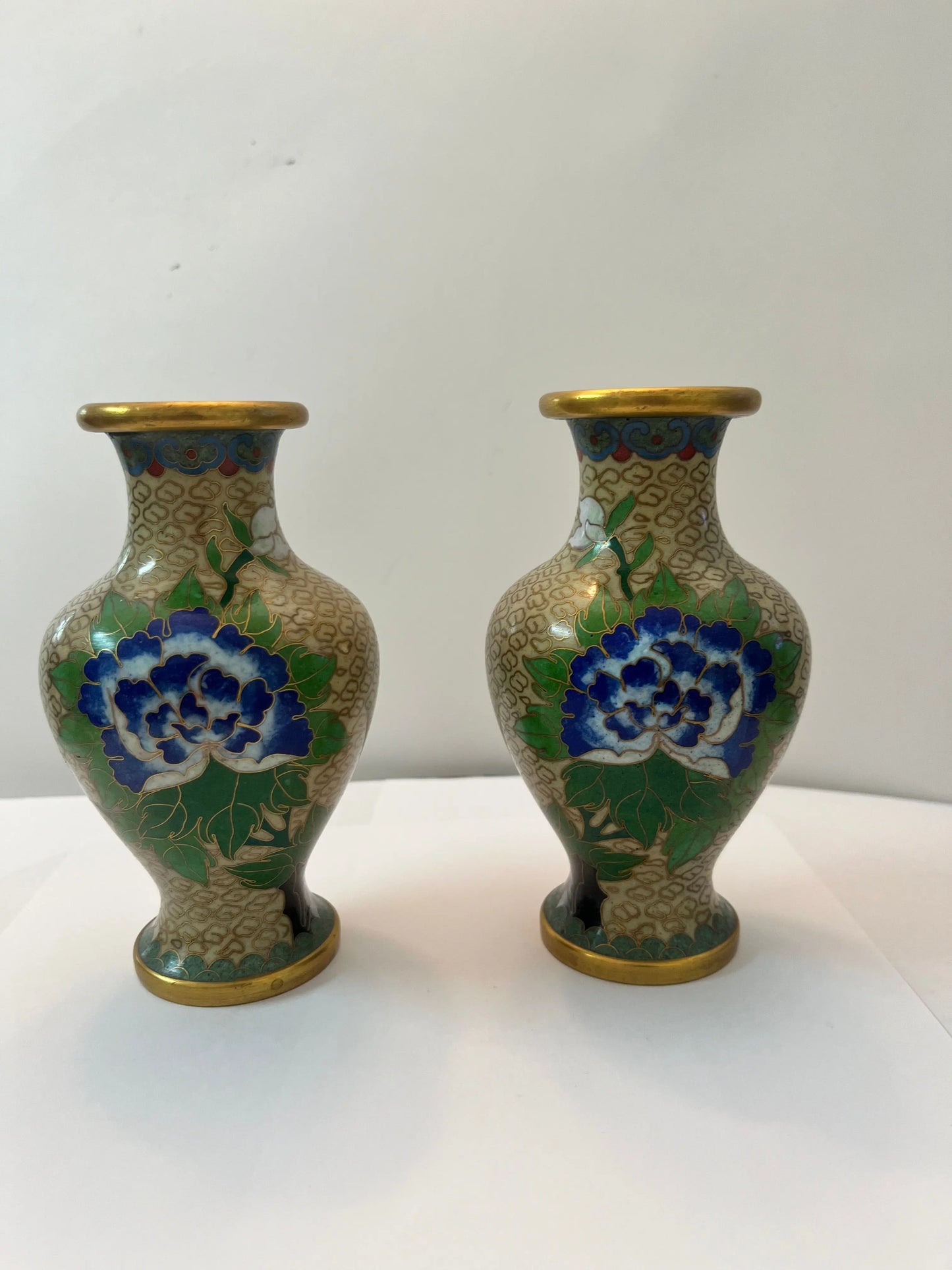 Vintage Chinese Cloisonné Vase 4 Set 