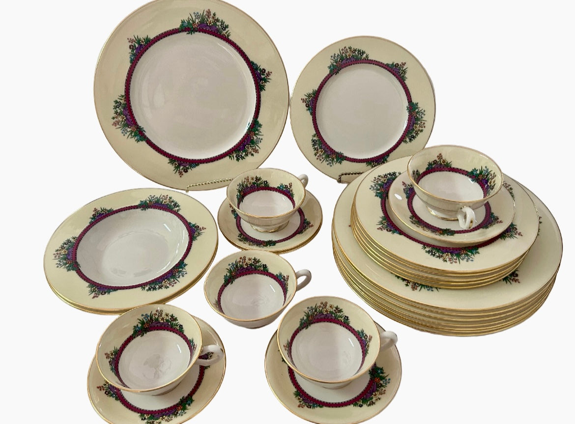 Lenox "Southern Gardens" P-310-R 26-Piece Dinnerware Set-Service for 5/6 Floral Gold Trim