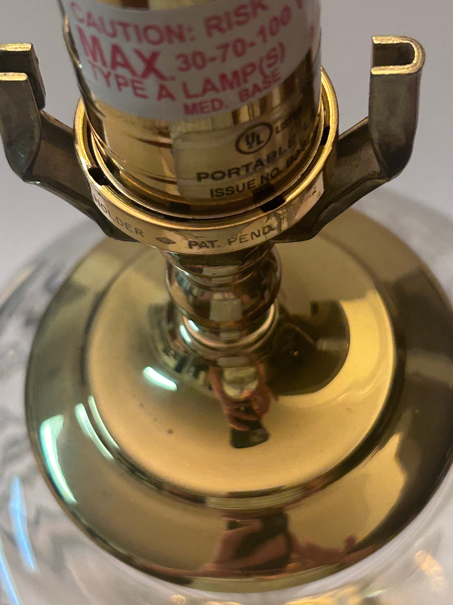 Waterford Crystal "Belline"
TableLamp (28" Tall) with Brass Base, Old Stock.