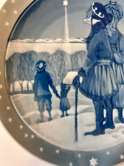 Rare 1911 Rosenthal "Weihnachten" (Christmas) Collector's Plate by Heinrich Vogeler