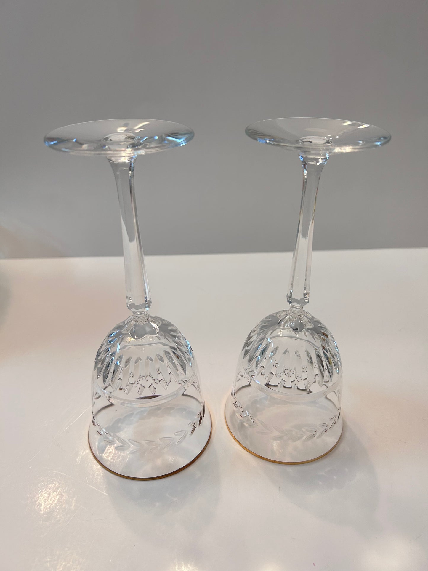 Set of 2 Vintage Lenox Monroe Gold Crystal Wine Glasses - Wheat Etch & Gold Rim - 7-1/4"
H - Made in USA