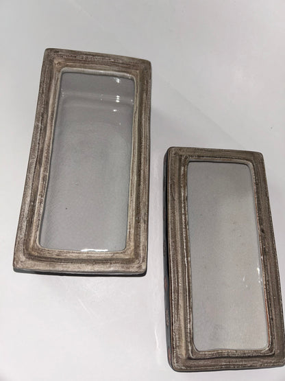 Antique Signed Quing Dynasty Ceramic Enameled Crackle Glaze Box with Famille Noir