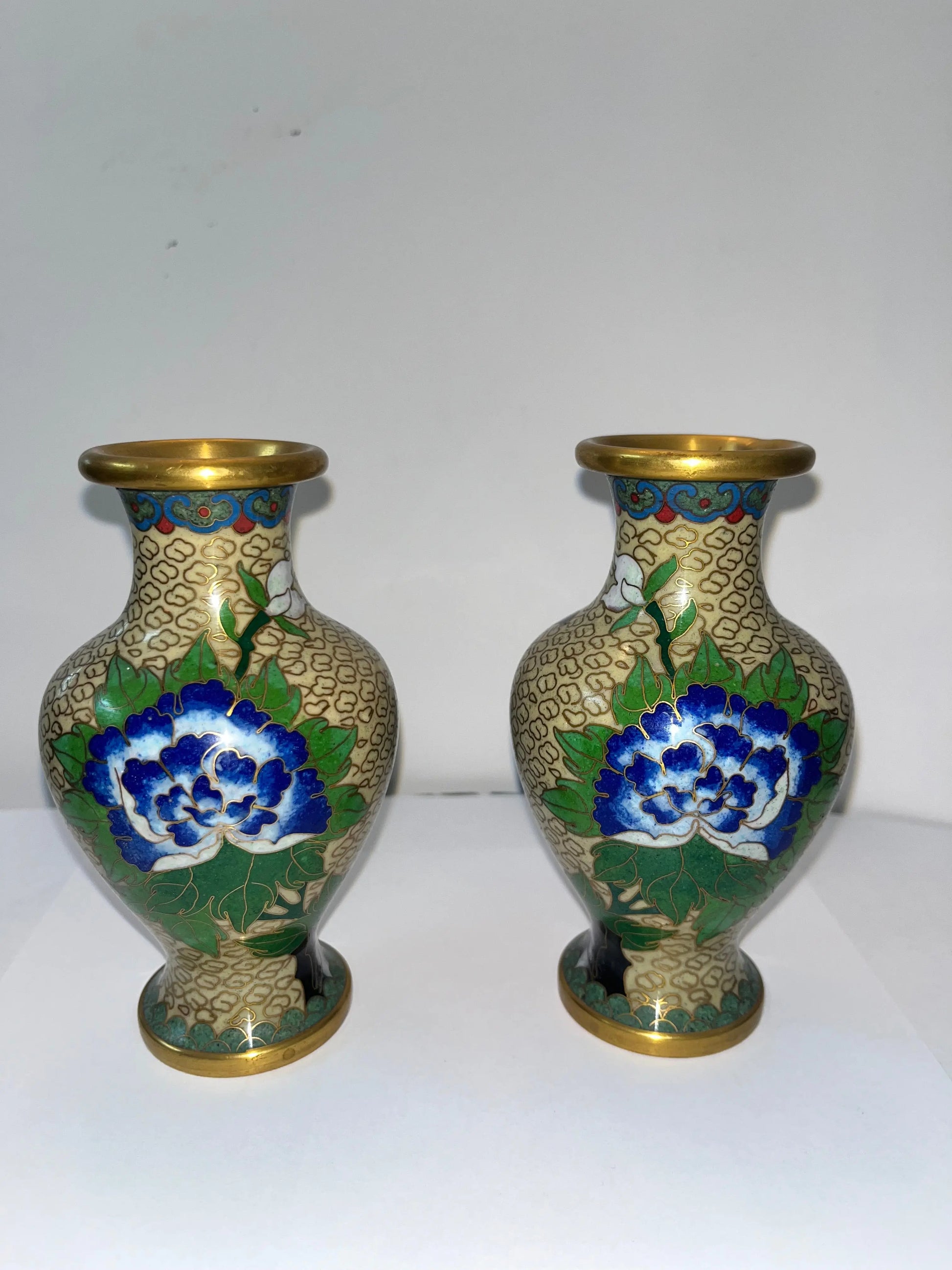 Vintage Chinese Cloisonné Vase 4 Set 