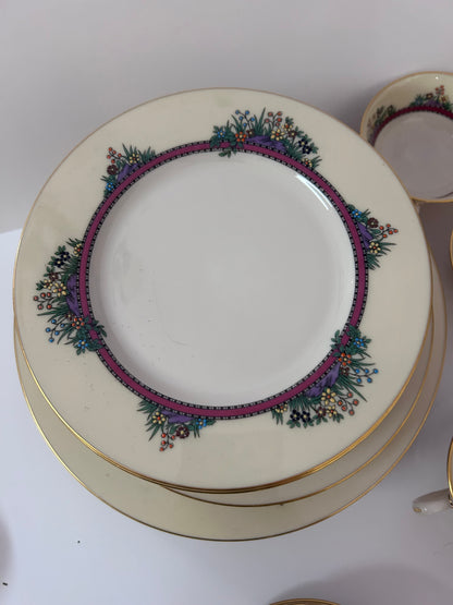 Lenox "Southern Gardens" P-310-R 26-Piece Dinnerware Set-Service for 5/6 Floral Gold Trim