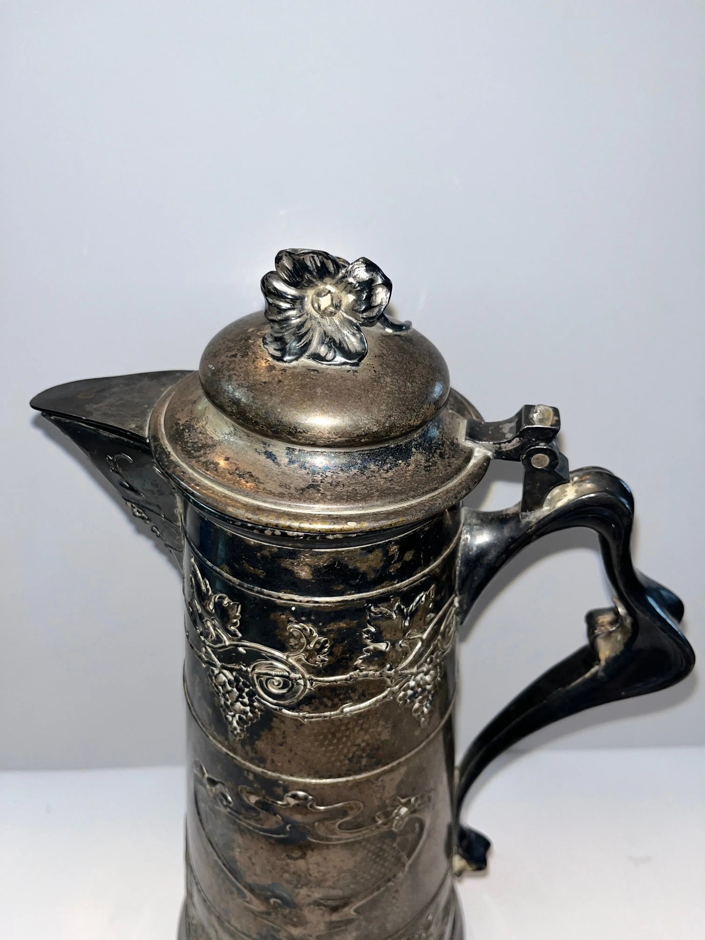 Antique German Pewter Tankard with Intricate Grapevine Detailing - Finest Antique