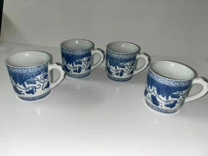 Antique Guangzhou Blue and White Porcelain Teacups - Finest Antique