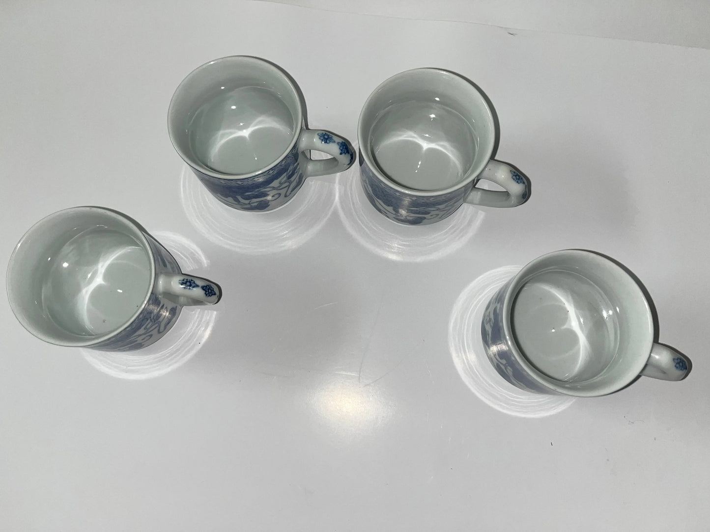 Antique Guangzhou Blue and White Porcelain Teacups - Finest Antique