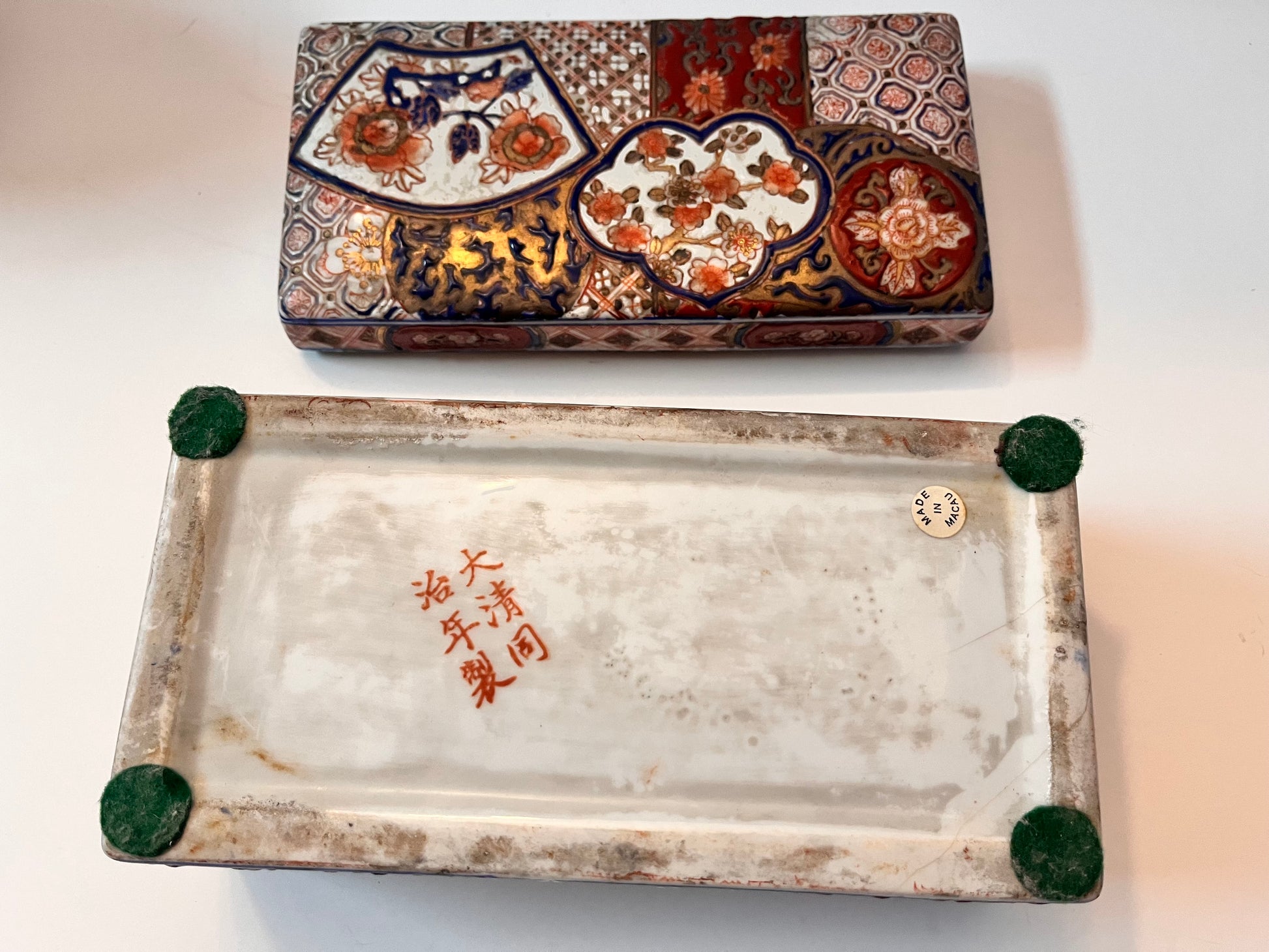 Antique Japanese Imari Ceramic Macau Jewelry Trinket Box - Finest Antique