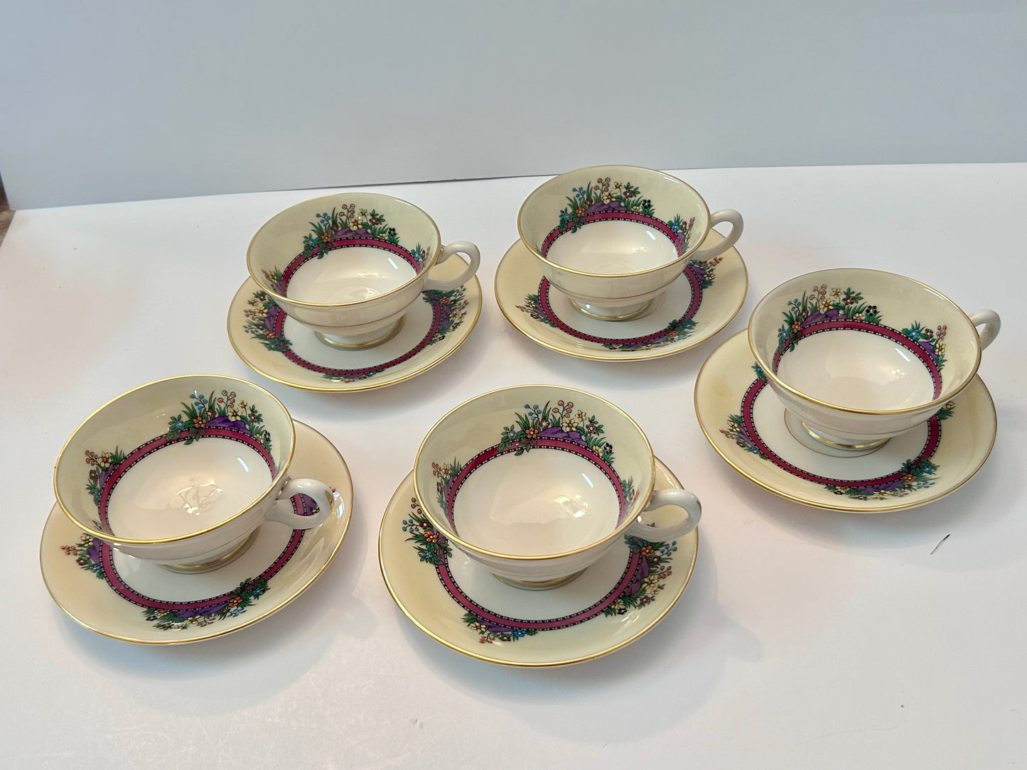 Lenox "Southern Gardens" P-310-R 26-Piece Dinnerware Set-Service for 5/6 Floral Gold Trim