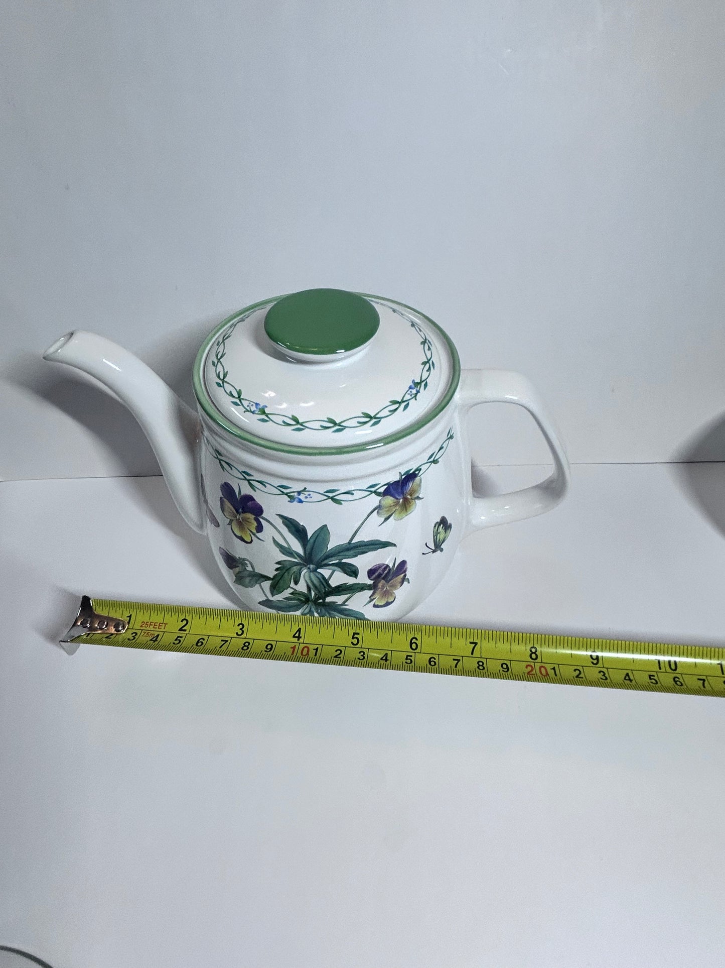 Studio Nova Garden Bloom
Y2372 6 Pc Set Teapot Bowls Floral Ceramic Unused