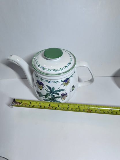 Studio Nova Garden Bloom
Y2372 6 Pc Set Teapot Bowls Floral Ceramic Unused