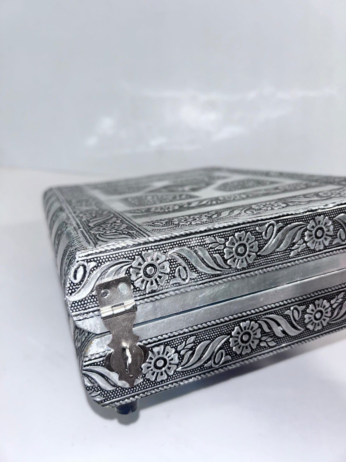 Vintage 4-Piece Handcrafted Embossed Silver Vanity & Jewelry Box Set w/ Coasters