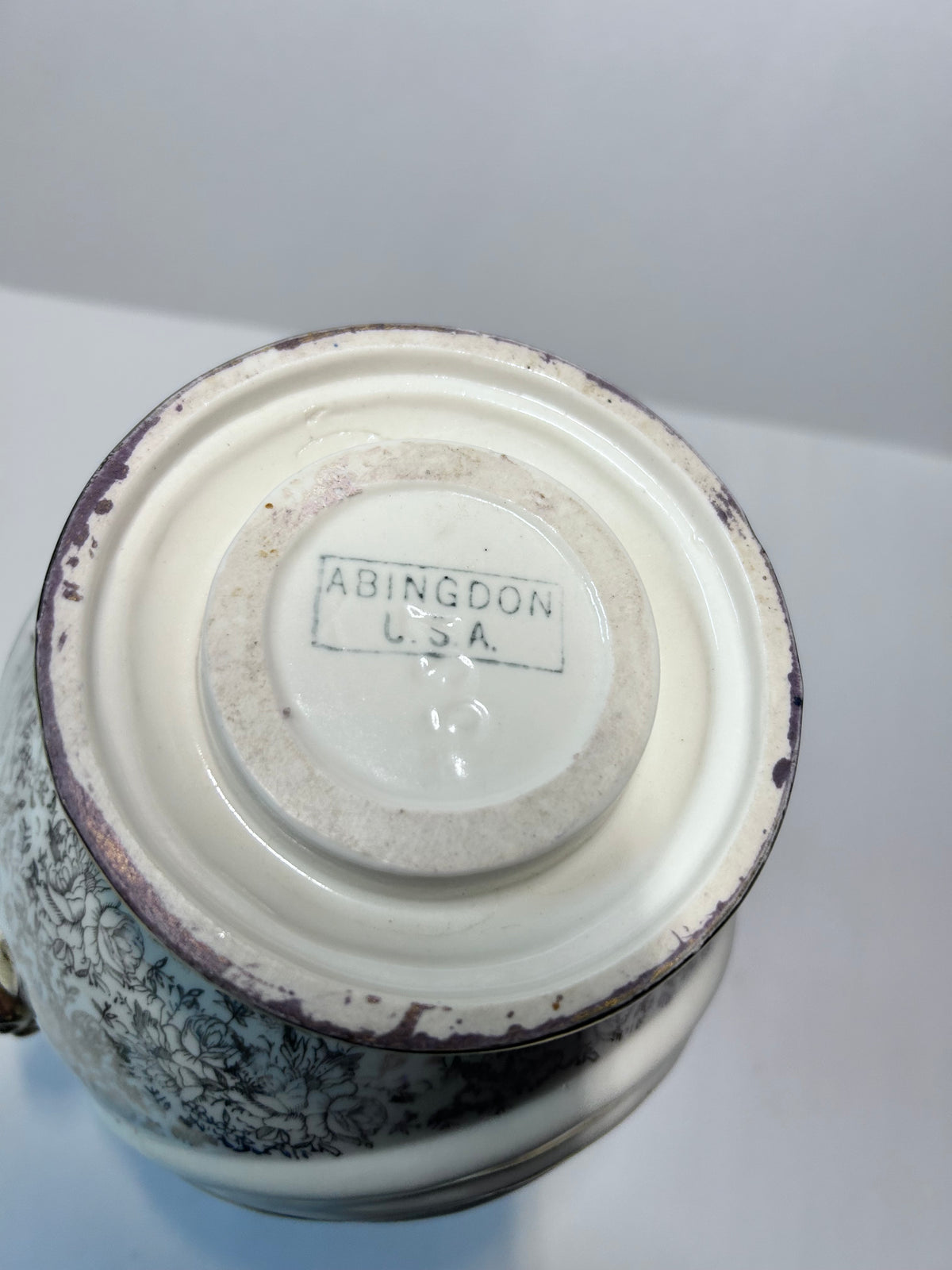 Vintage Abingdon Pottery USA Gold & Powder Blue Urn Vase - Fragonard Courting Couple
(#563)