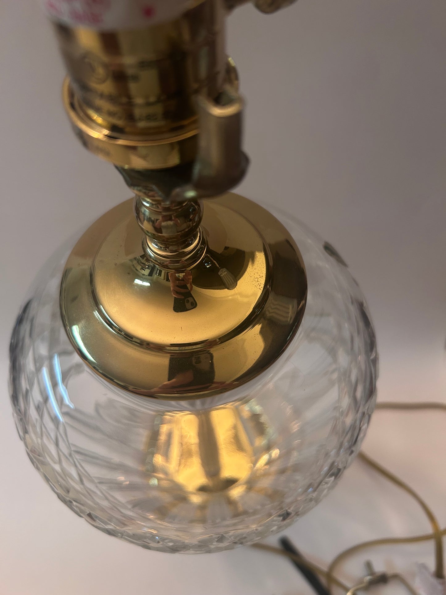Waterford Crystal "Belline"
TableLamp (28" Tall) with Brass Base, Old Stock.