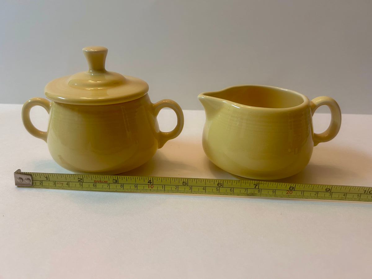 Fiesta Yellow Sugar and Creamer Set with Figure 8 Tray - Post-1986 Lead-Free HLC
