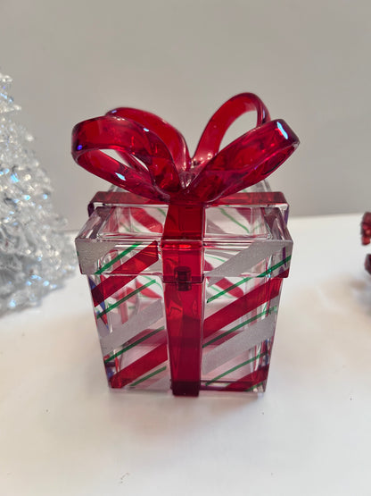 Ultimate 6-Piece Holiday
Collection-LED Acrylic Christmas Tree (App 11”)& Ornaments