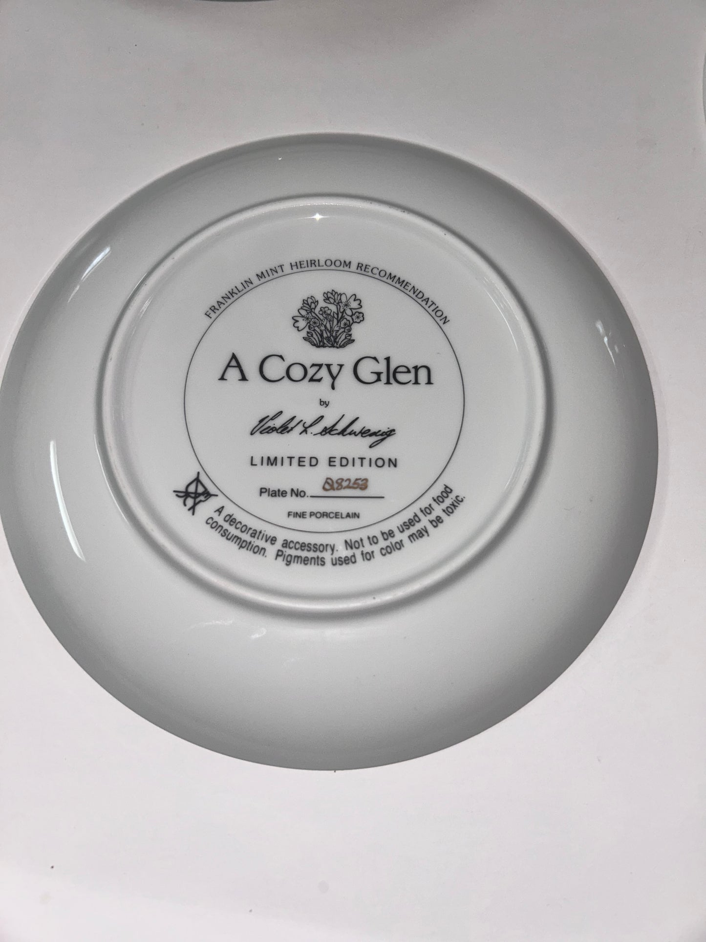 Thomas Kinkade & Violet Schwenig Collector Plate Set (4) - Bradford & Franklin Mint