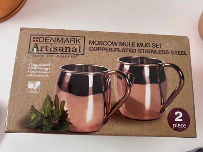 Vintage Tea Kettle Set with Four Mugs
