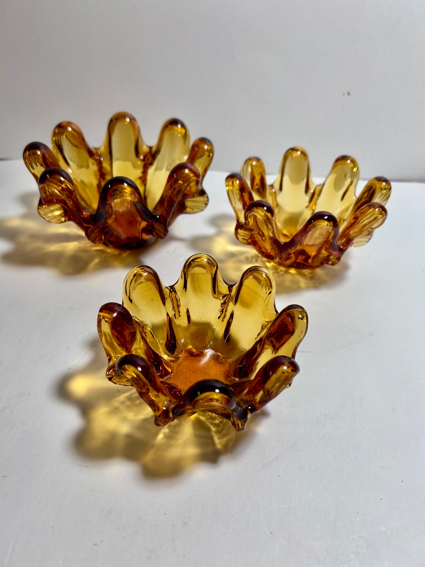 Vintage-Inspired Amber Glass Dinnerware Set (11 PCS): Pier 1 Textured Plates, Rosanna
'Parisian' Goblets & Ruffled Nesting Dishes